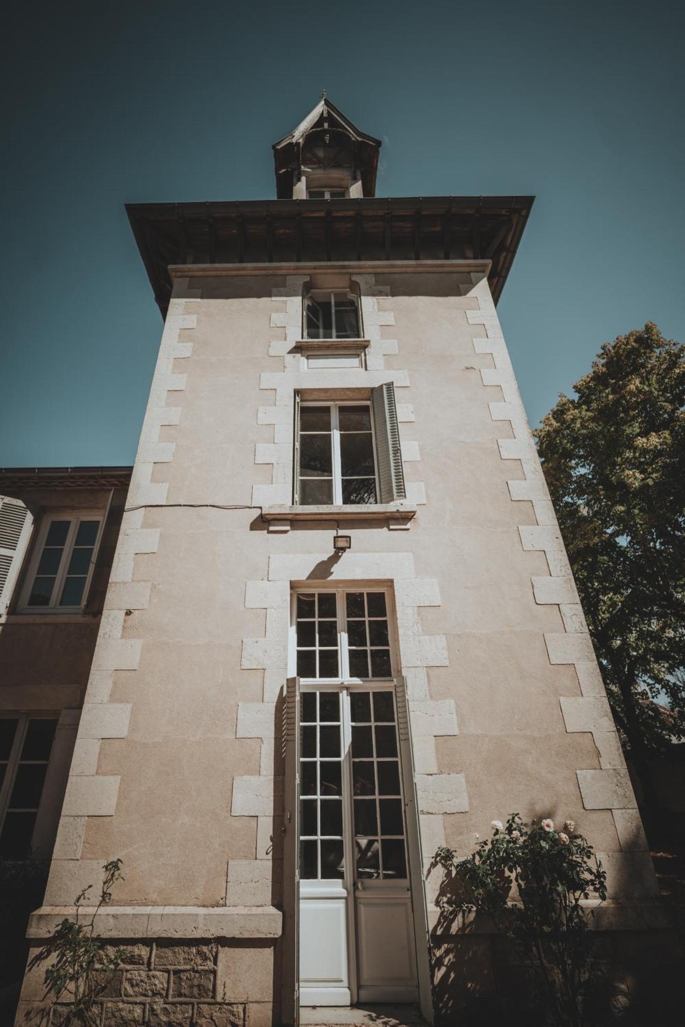 Chateau Du Guerinet Saint-Priest-Bramefant Exteriér fotografie